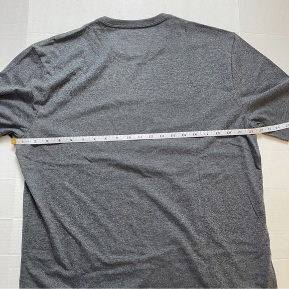 ✨NEW!✨ Amazon Essential Gray Slim Shirt Sleeve Tee - Large - Picture 7 of 9
